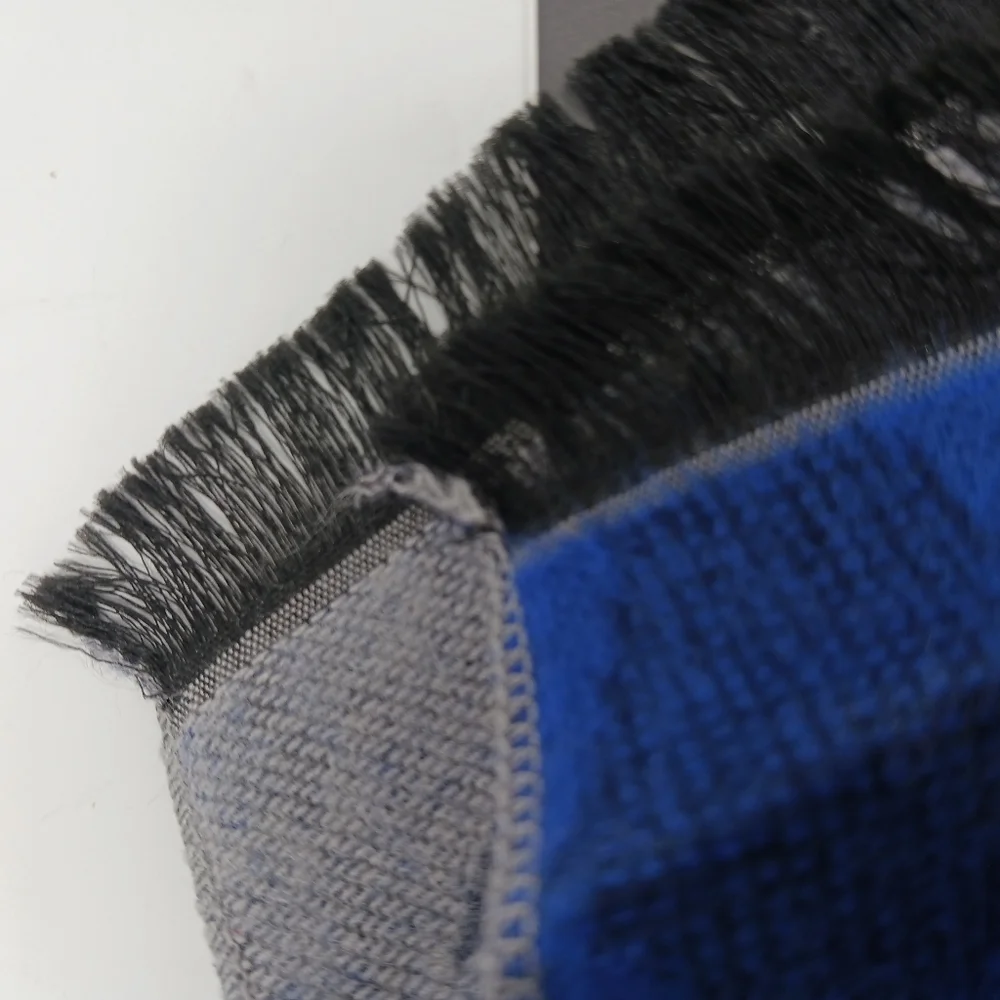 BODY GLOVE Midweight Soft Reversible Blue & Grey Houndstooth & Camouflage Scarf